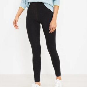 Lou & Grey Super soft knit pencil herringbone leggings